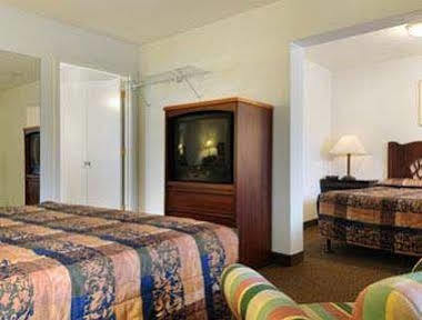 Knights Inn & Suites Seatac Airport Tukwila Exterior foto